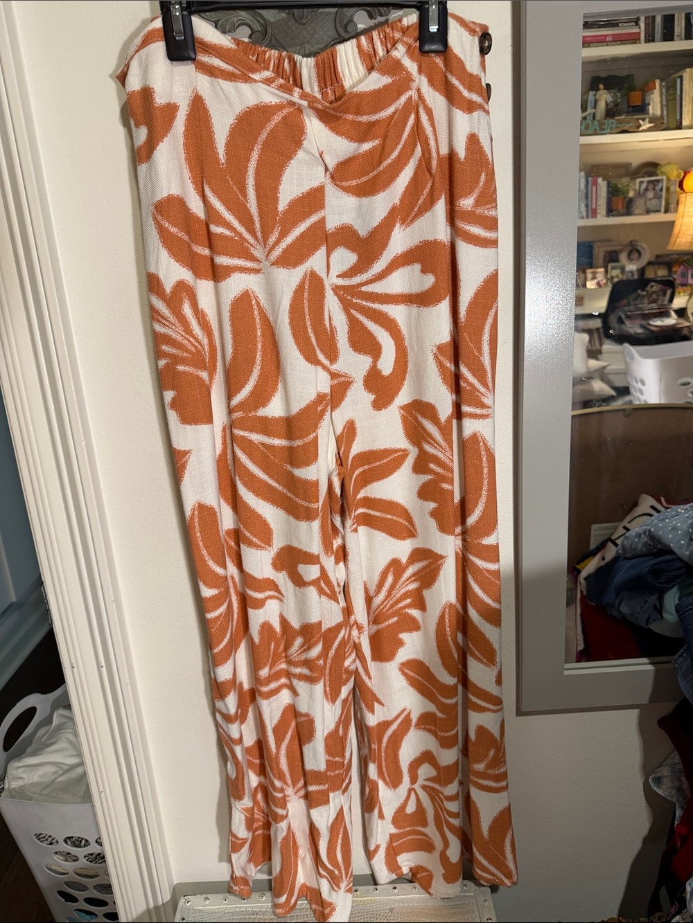 Sienna Sky Cream and Rust Wide-Leg Floral Pants